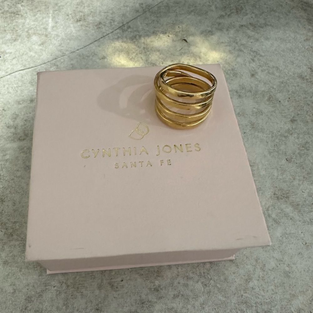 Cynthia Jones Gold Saturn Wrap Hammered Metal Ring - Picture 3 of 3